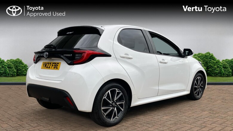 Toyota Yaris 1.5 Hybrid Design 5dr CVT Hybrid Hatchback